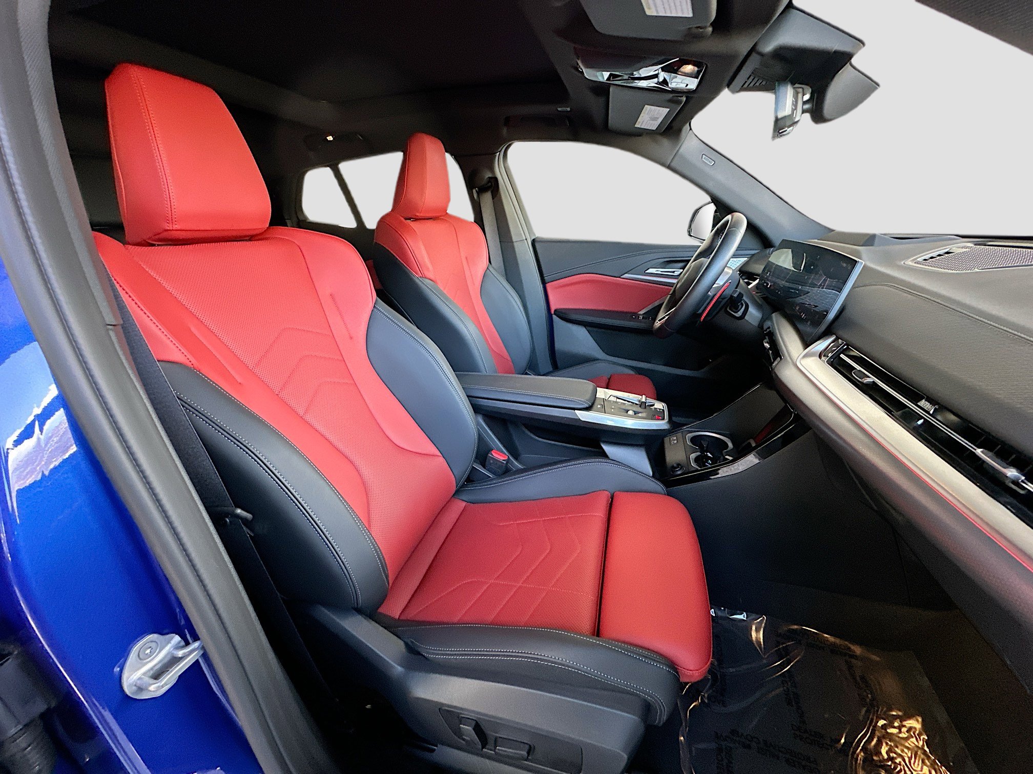 Certified 2025 BMW X2 M35i w/ Premium Package image 29