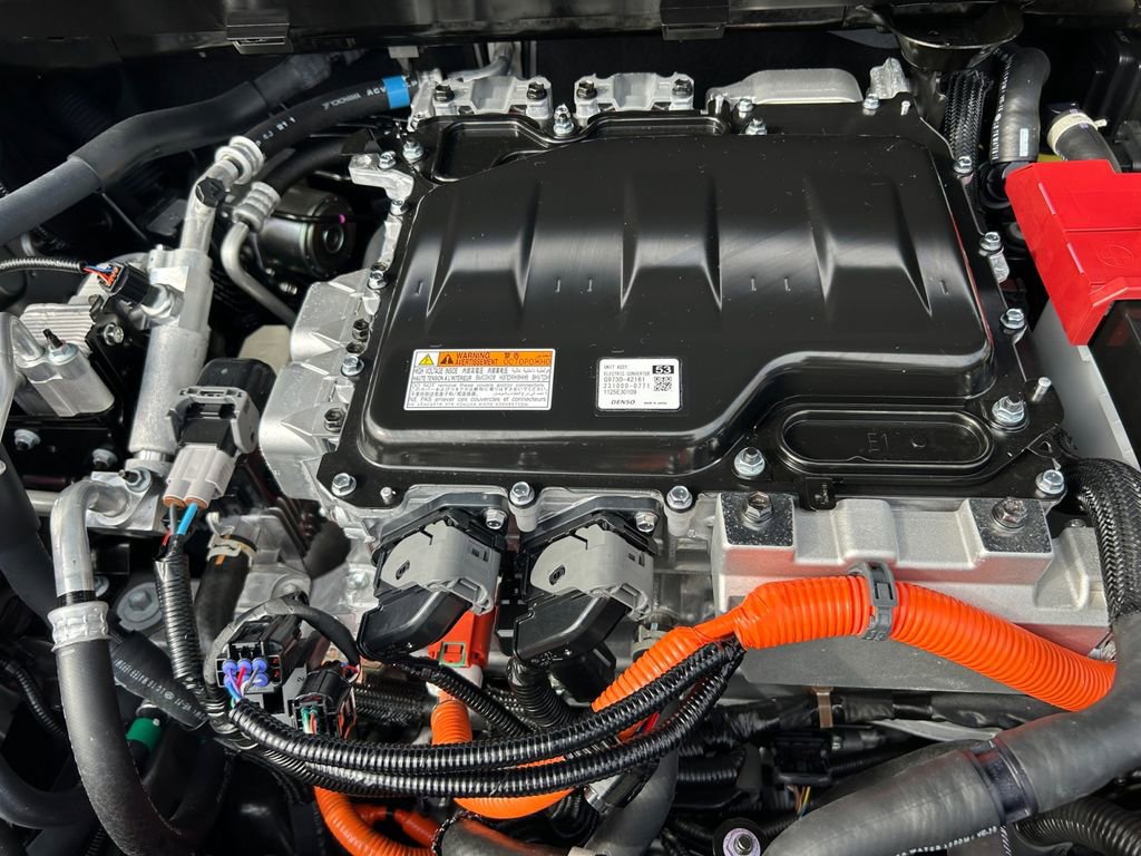 Used 2025 Toyota bZ4X FWD w/ Weather Package image 30
