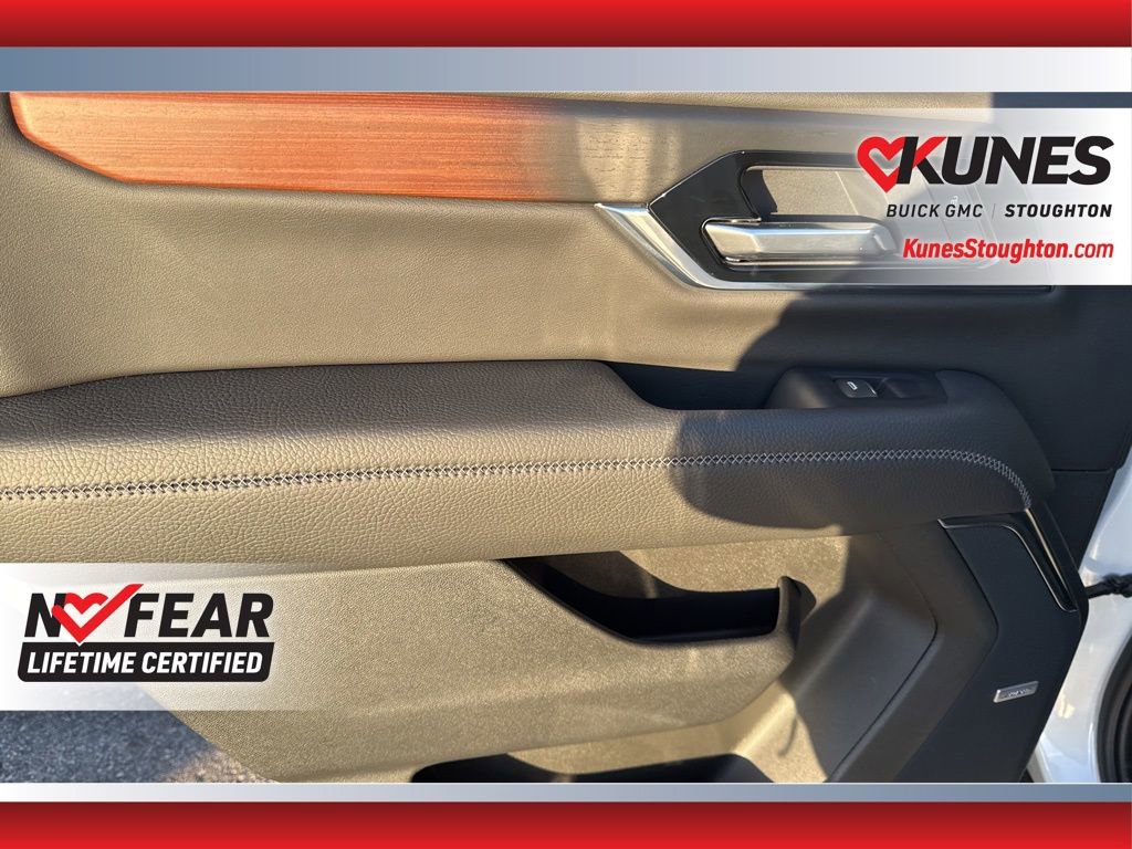 Used 2025 GMC Yukon Denali image 36