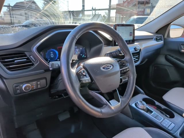 Used 2022 Ford Escape Titanium w/ Titanium Elite Package image 28