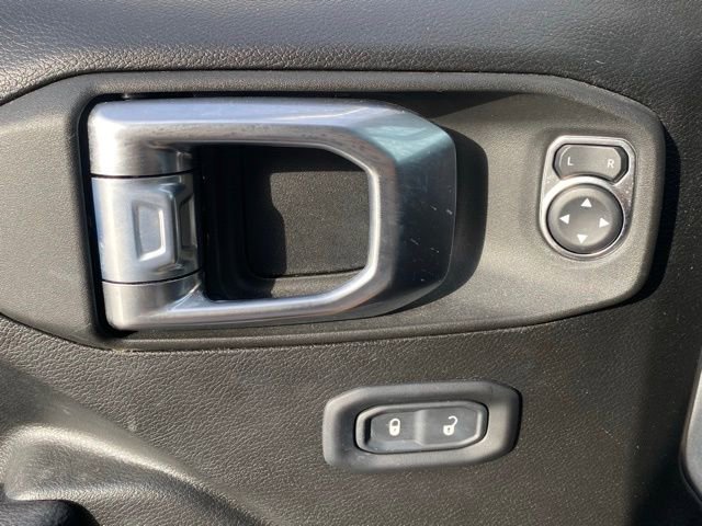 Used 2022 Jeep Gladiator Sport AWD/4WD image 19