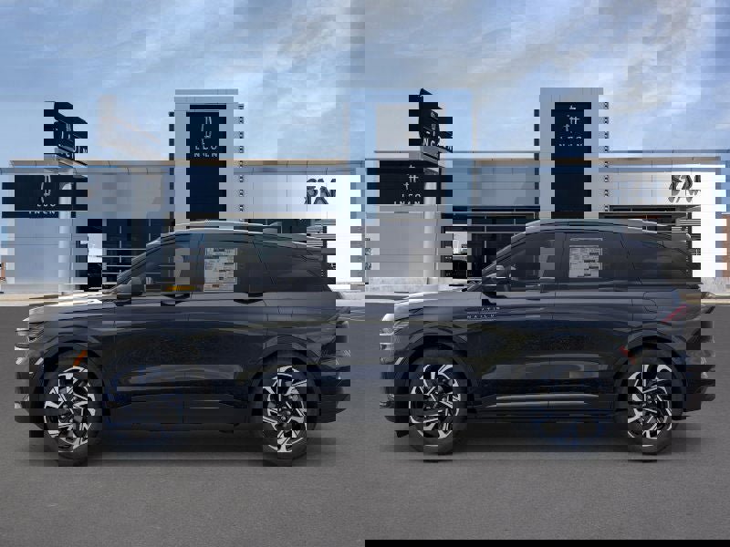 New 2026 Lincoln Nautilus Premier w/ Equipment Group 102A image 3