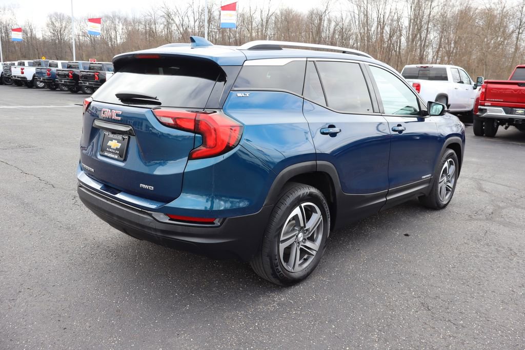 Used 2021 GMC Terrain SLT w/ LPO, Dark Accent Package image 36