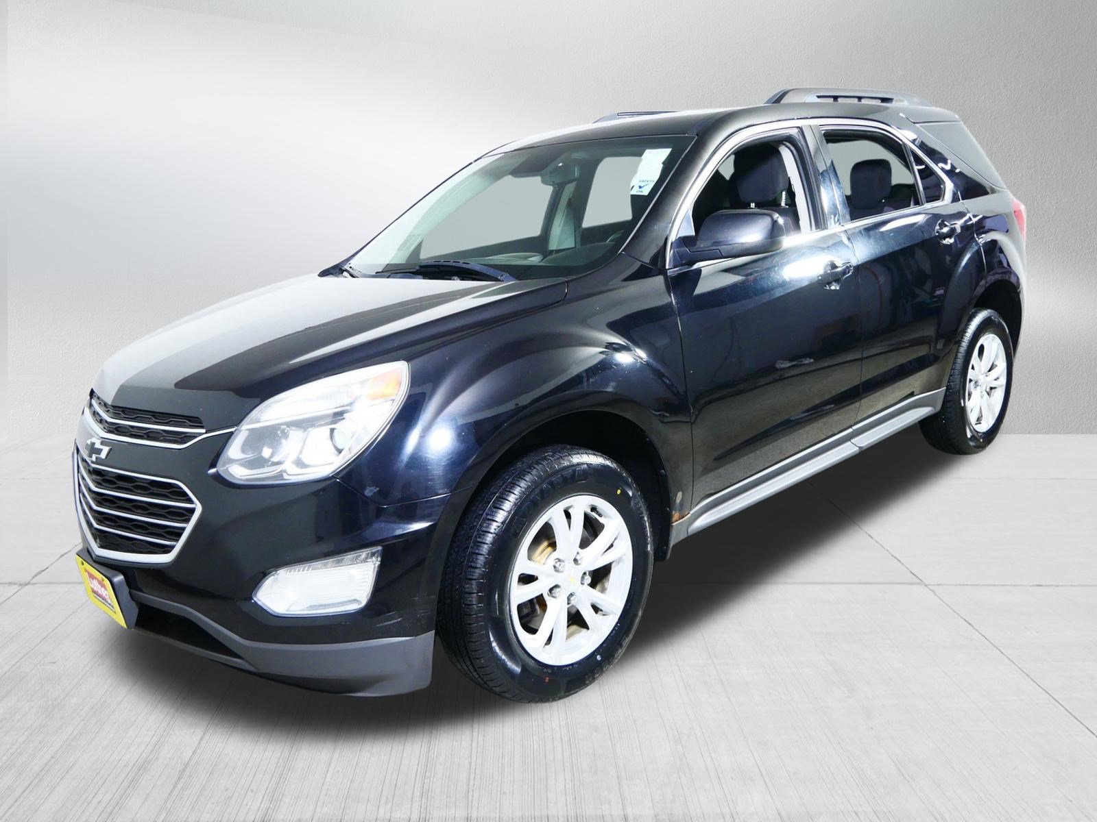 Used 2017 Chevrolet Equinox LT w/ Convenience Package AWD/4WD image 3