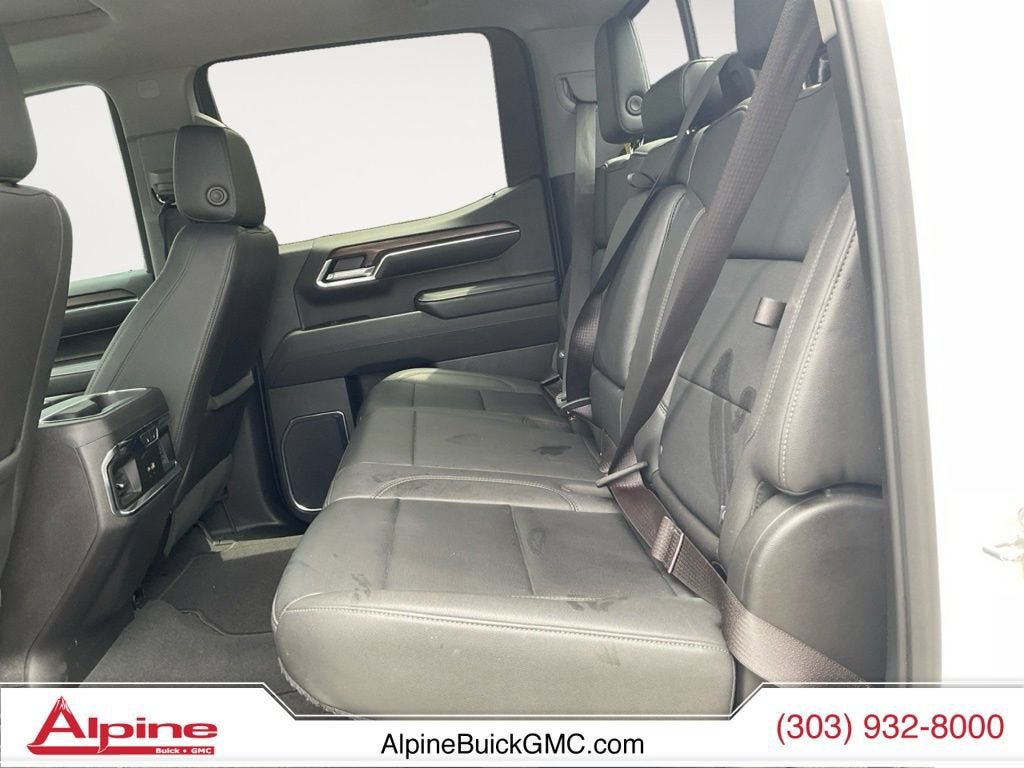 Used 2024 GMC Sierra 1500 SLT w/ SLT Premium Plus Package AWD/4WD image 13