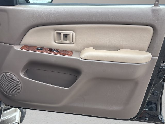 Used 1999 Toyota 4Runner Limited RWD image 9