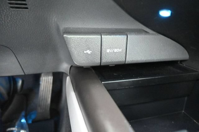 Used 2021 Toyota Camry XLE FWD image 15
