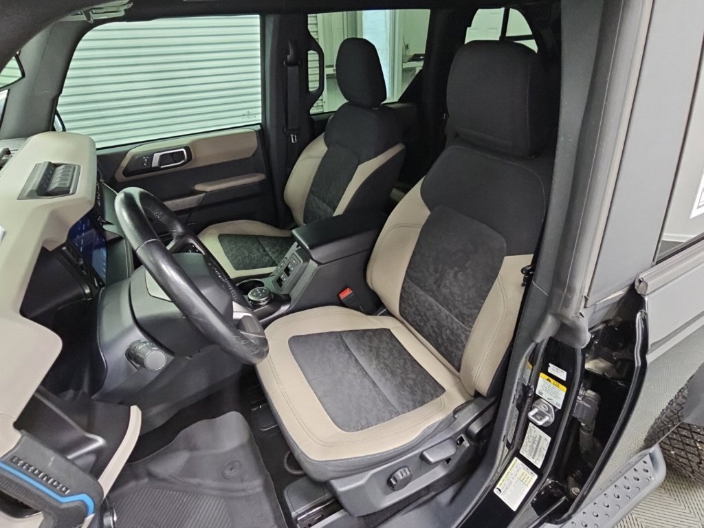 Used 2022 Ford Bronco Wildtrak AWD/4WD image 33