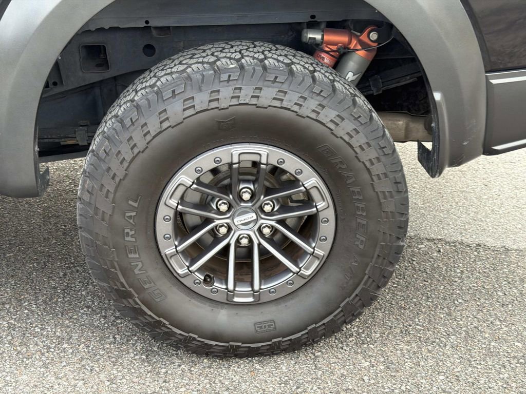 Used 2019 Ford F150 Raptor w/ Equipment Group 802A Luxury image 11