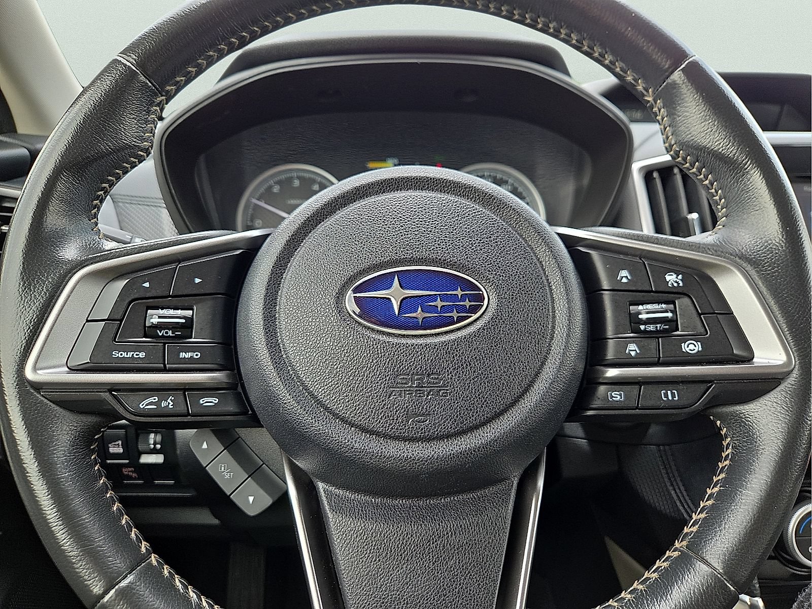 Used 2024 Subaru Forester Premium AWD/4WD image 24