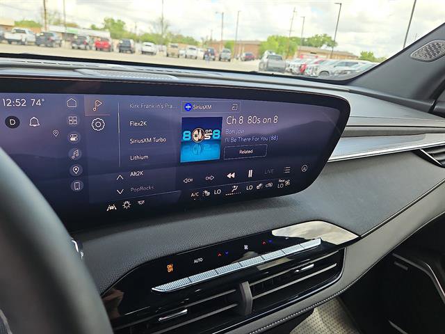 Certified 2025 Buick Enclave Preferred image 16