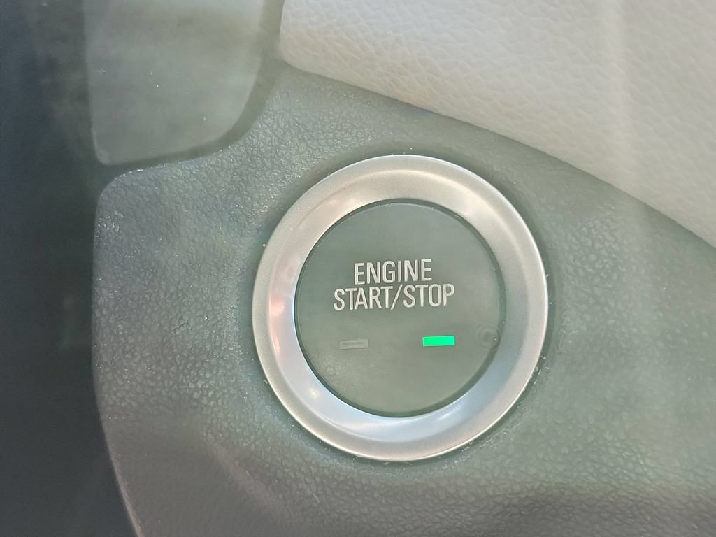 Used 2024 Chevrolet Equinox LT FWD image 35