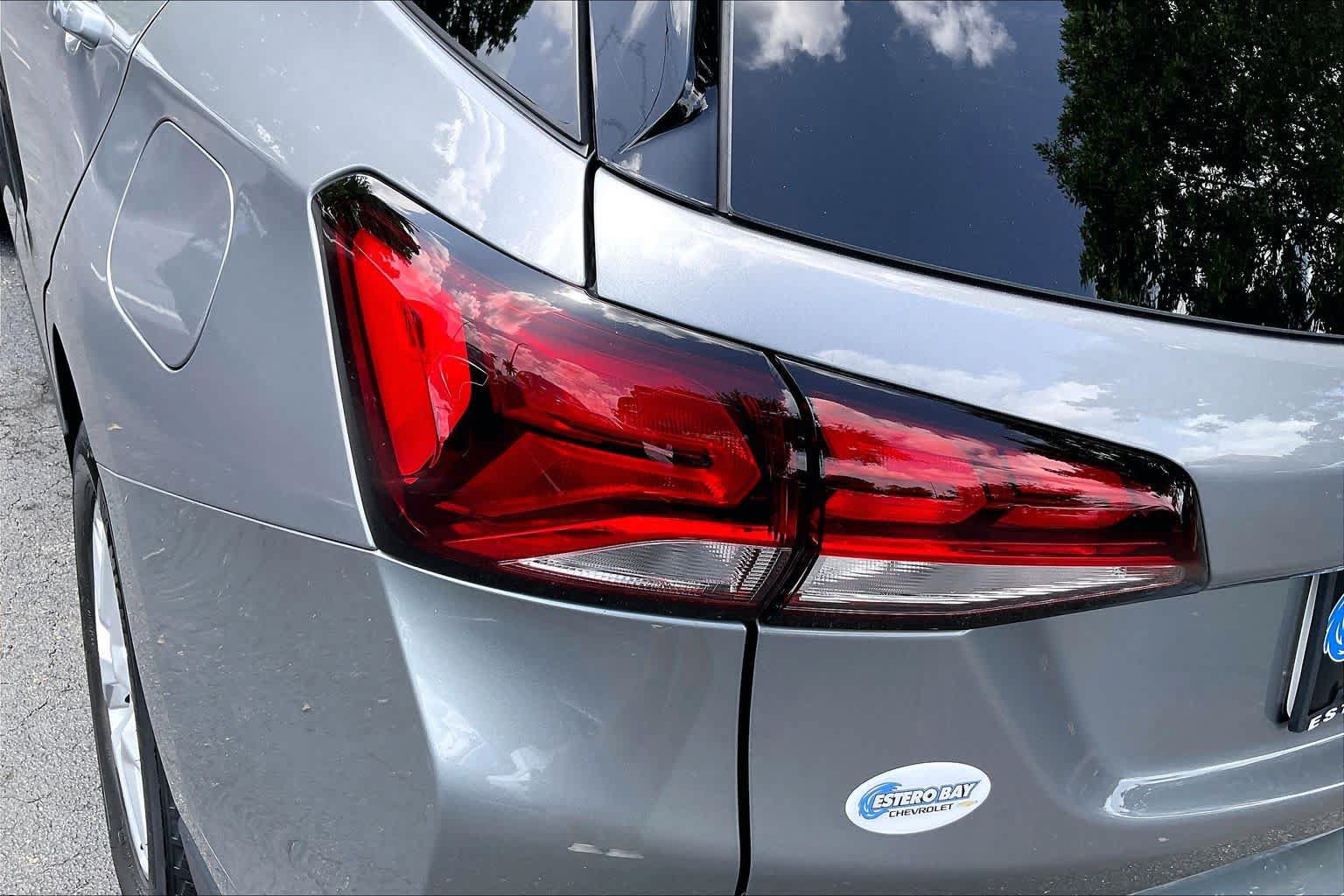 Used 2023 Chevrolet Equinox LS w/ LS Convenience Package FWD image 28