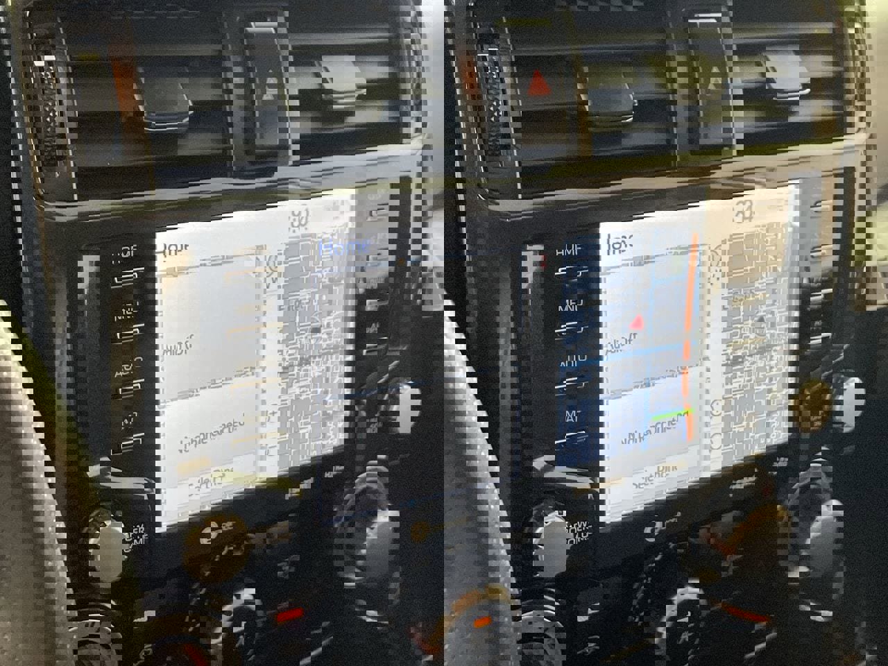 Used 2022 Toyota 4Runner TRD Off-Road Premium w/ Moonroof Package AWD/4WD image 15