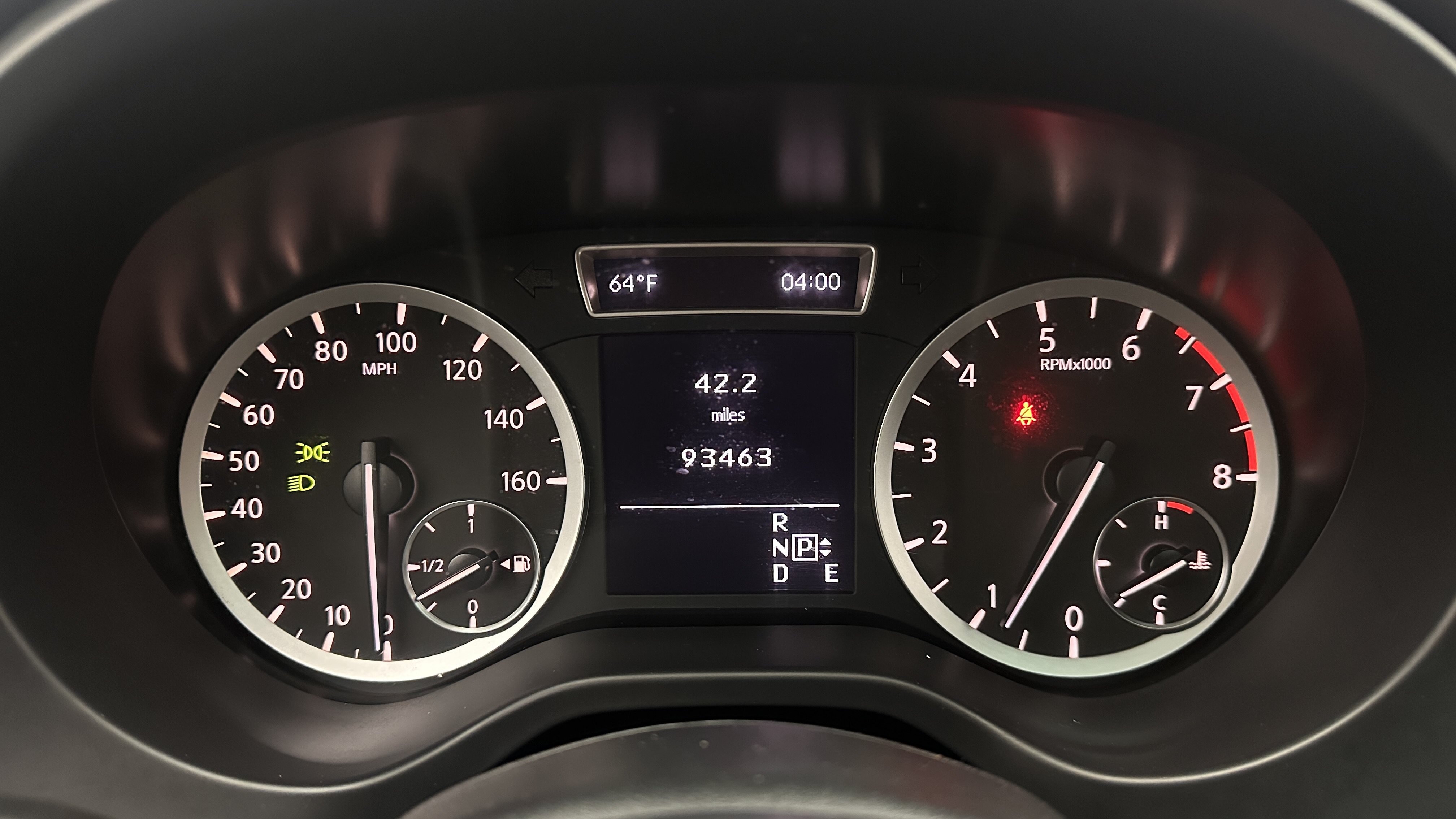 Used 2018 INFINITI QX30 Premium FWD image 16