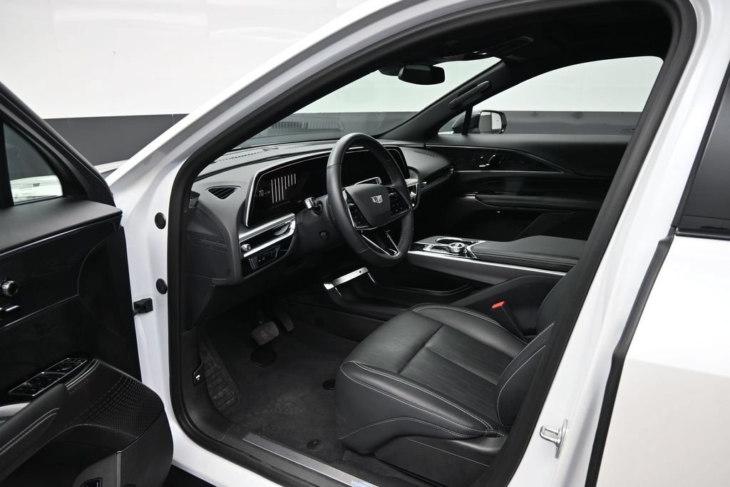 Certified 2024 Cadillac Lyriq Sport AWD/4WD image 9