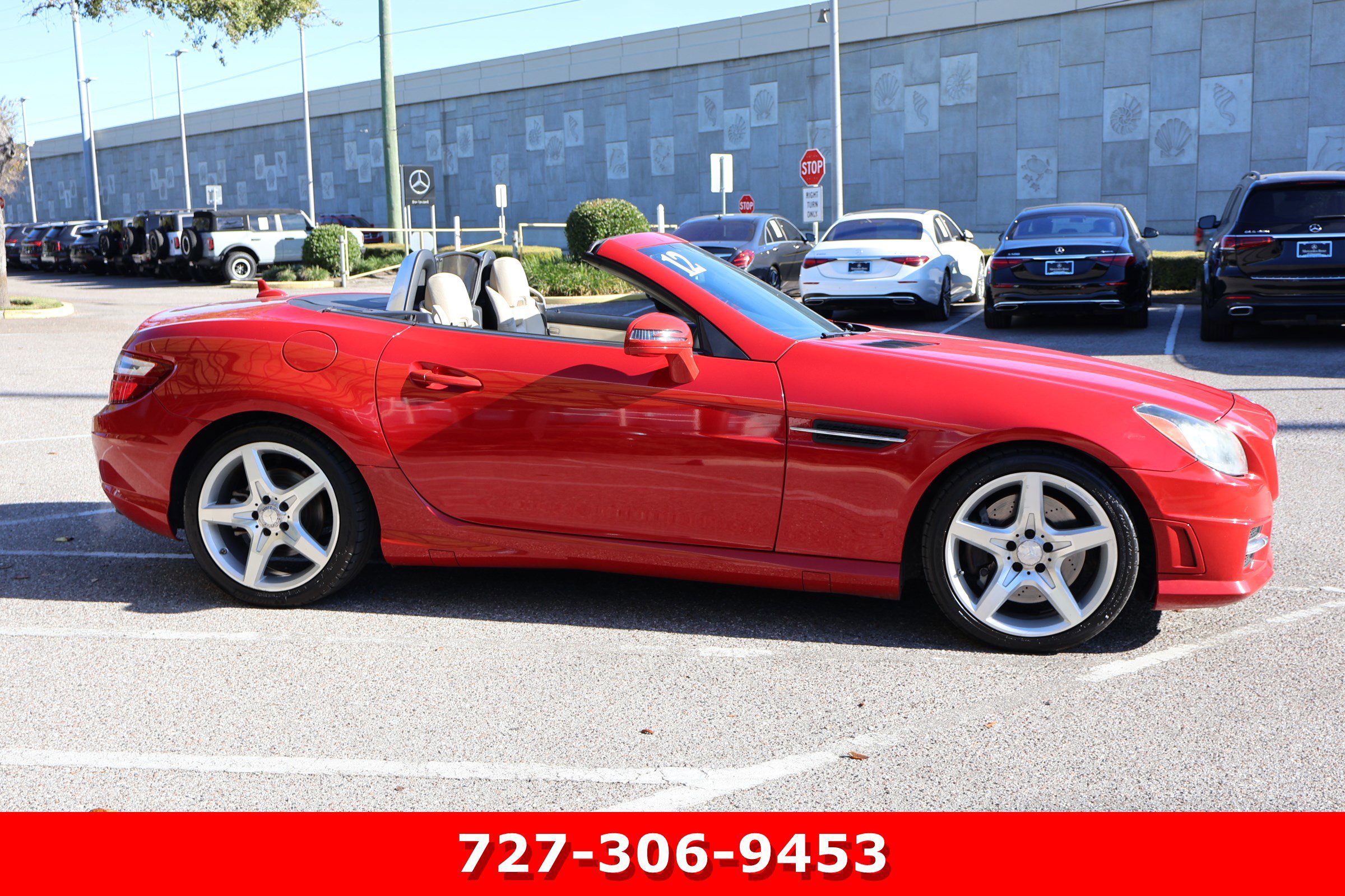 Used 2012 Mercedes-Benz SLK 350 image 11