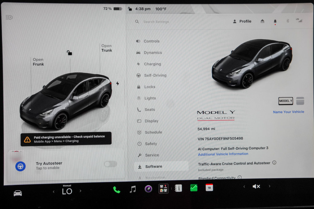 Used 2022 Tesla Model Y Performance AWD/4WD image 26