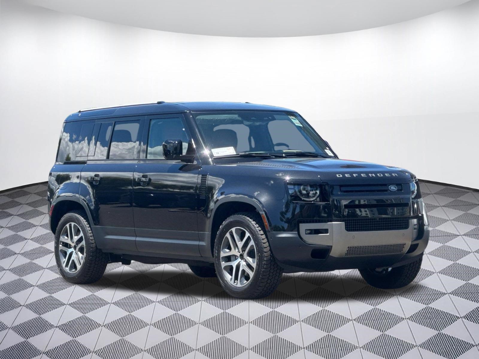 New 2026 Land Rover Defender 110 S AWD/4WD image 7