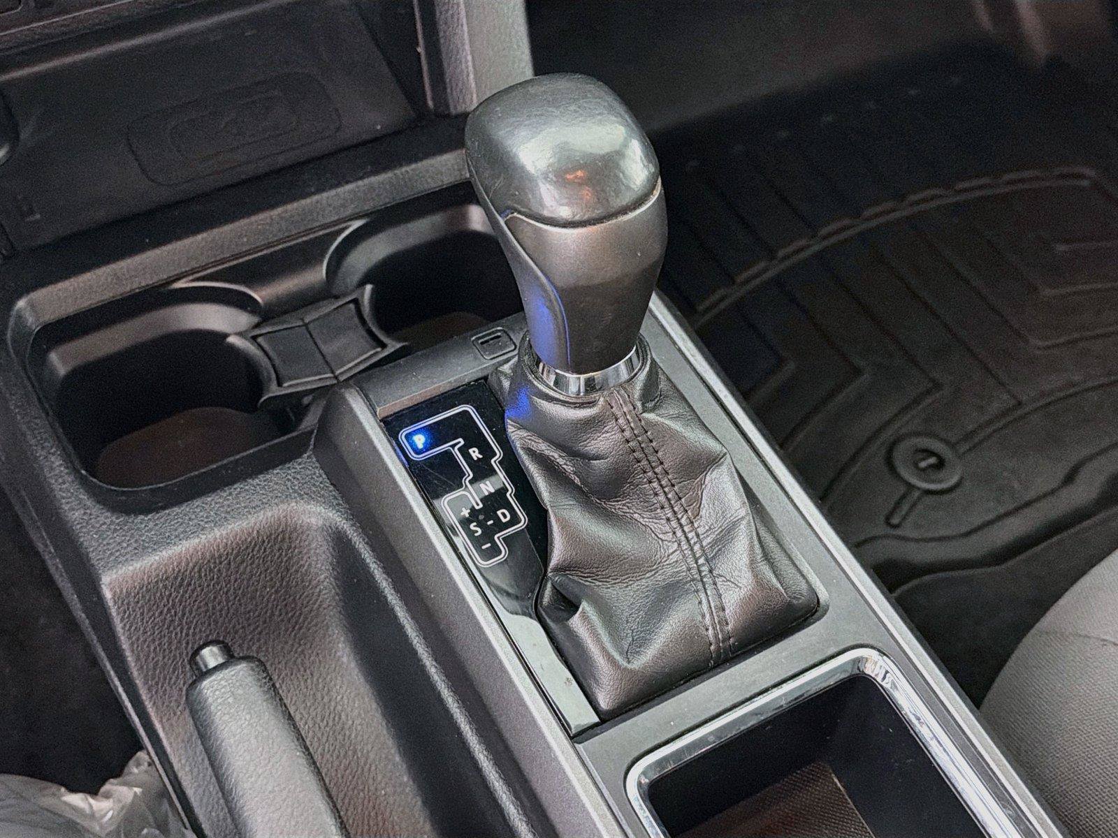 Used 2019 Toyota Tacoma TRD Sport AWD/4WD image 22