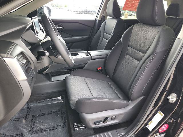 Certified 2025 Nissan Rogue SV FWD image 13