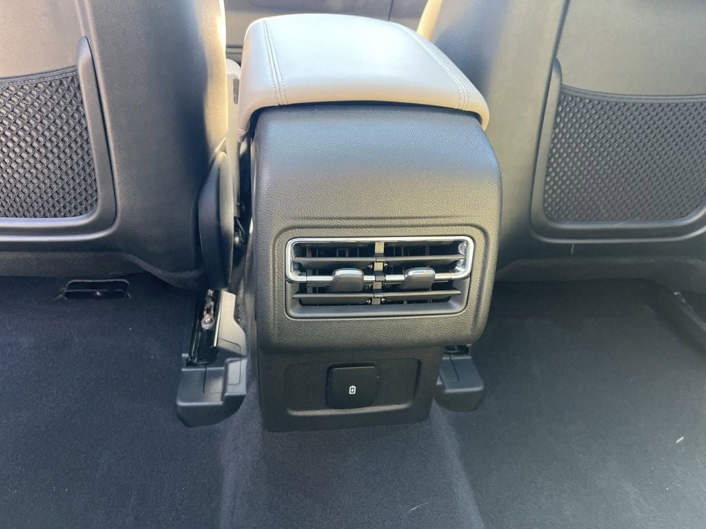 Used 2026 Lincoln Corsair Grand Touring AWD/4WD image 15