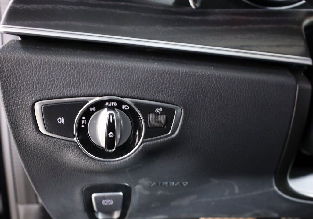 Used 2019 Mercedes-Benz E 450 4MATIC Coupe image 11