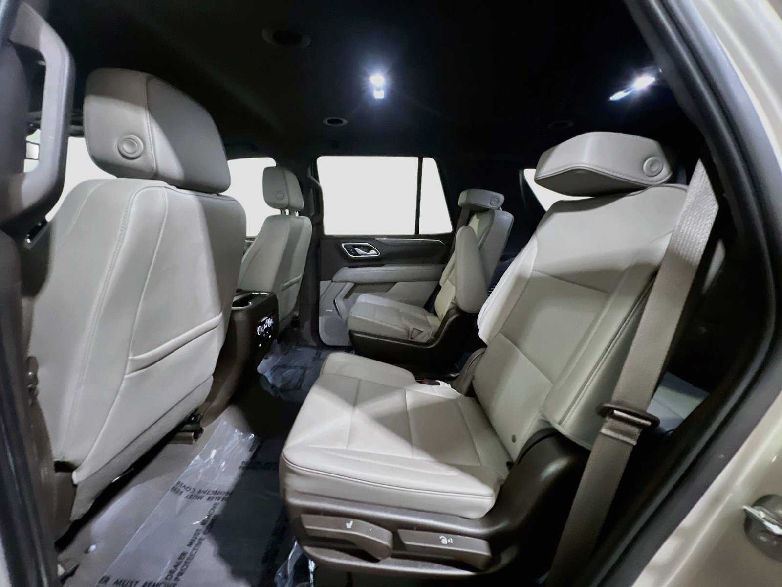 Used 2023 GMC Yukon SLT RWD image 18