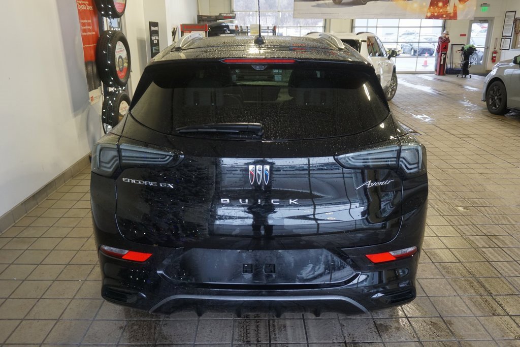 Used 2024 Buick Encore GX Avenir w/ Avenir Technology Package image 18