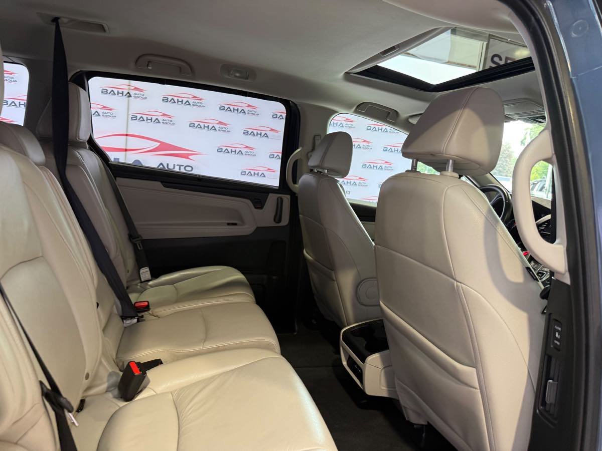 Used 2025 Honda Odyssey EX-L image 44
