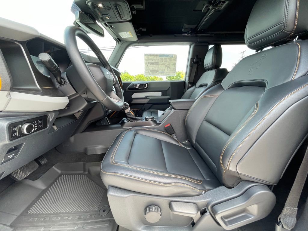 New 2023 Ford Bronco Badlands image 17