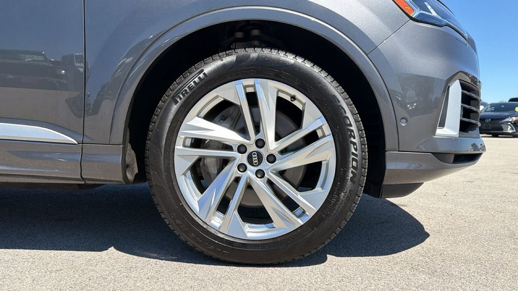 Used 2021 Audi Q7 3.0T Premium w/ Convenience Package image 9