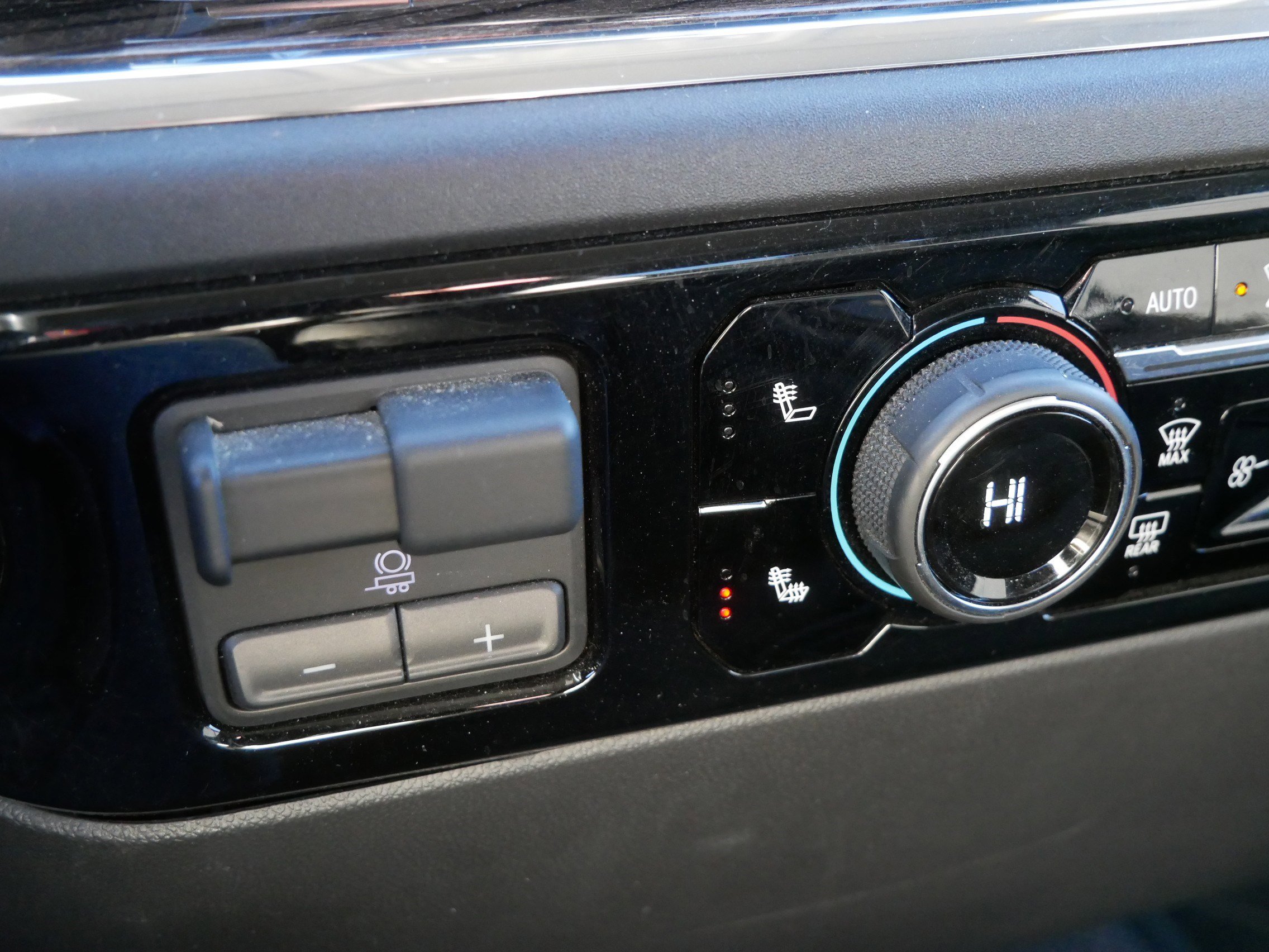 Used 2024 Chevrolet Silverado 1500 LT w/ Protection Package image 27