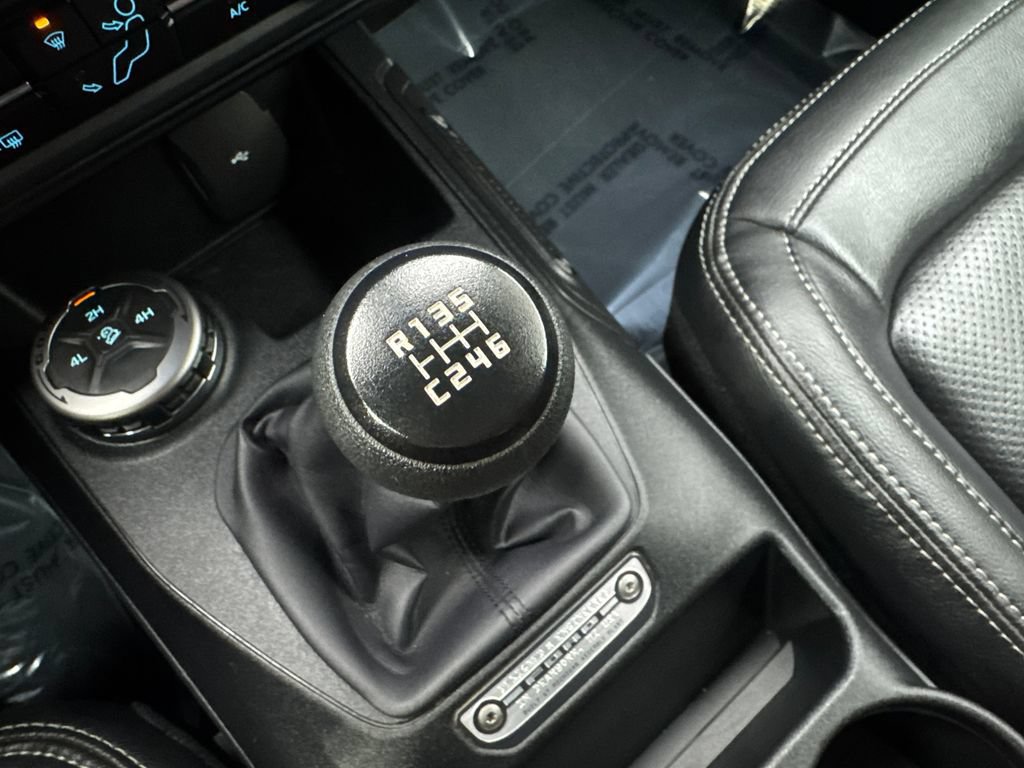 Used 2023 Ford Bronco 2-Door AWD/4WD image 64