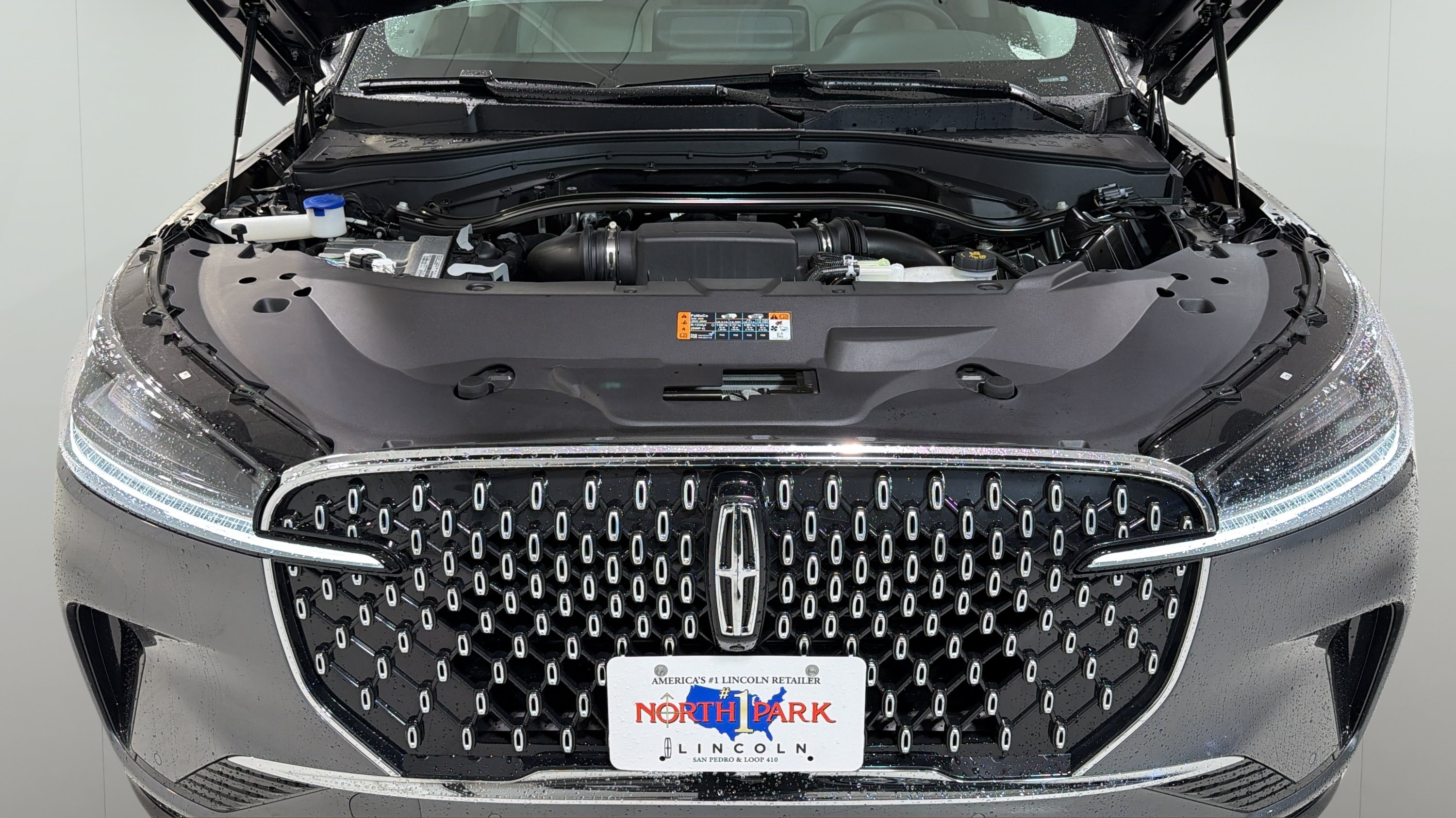 New 2027 Lincoln Aviator 2WD image 28