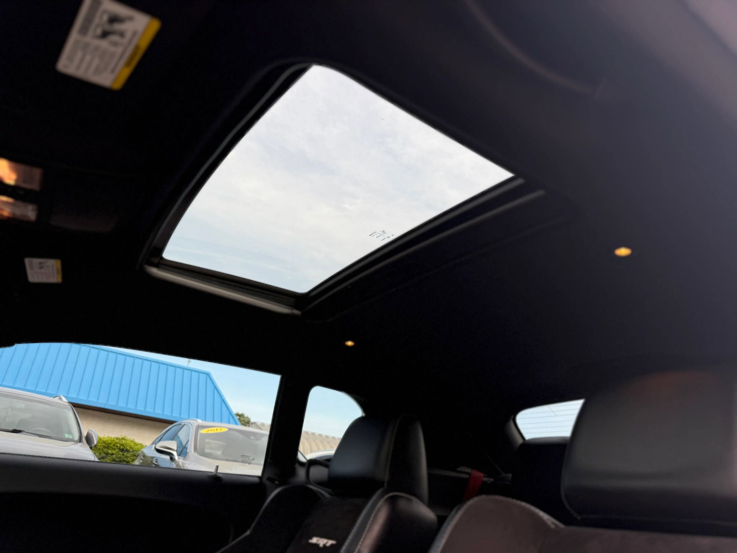 Used 2015 Dodge Challenger SRT image 20