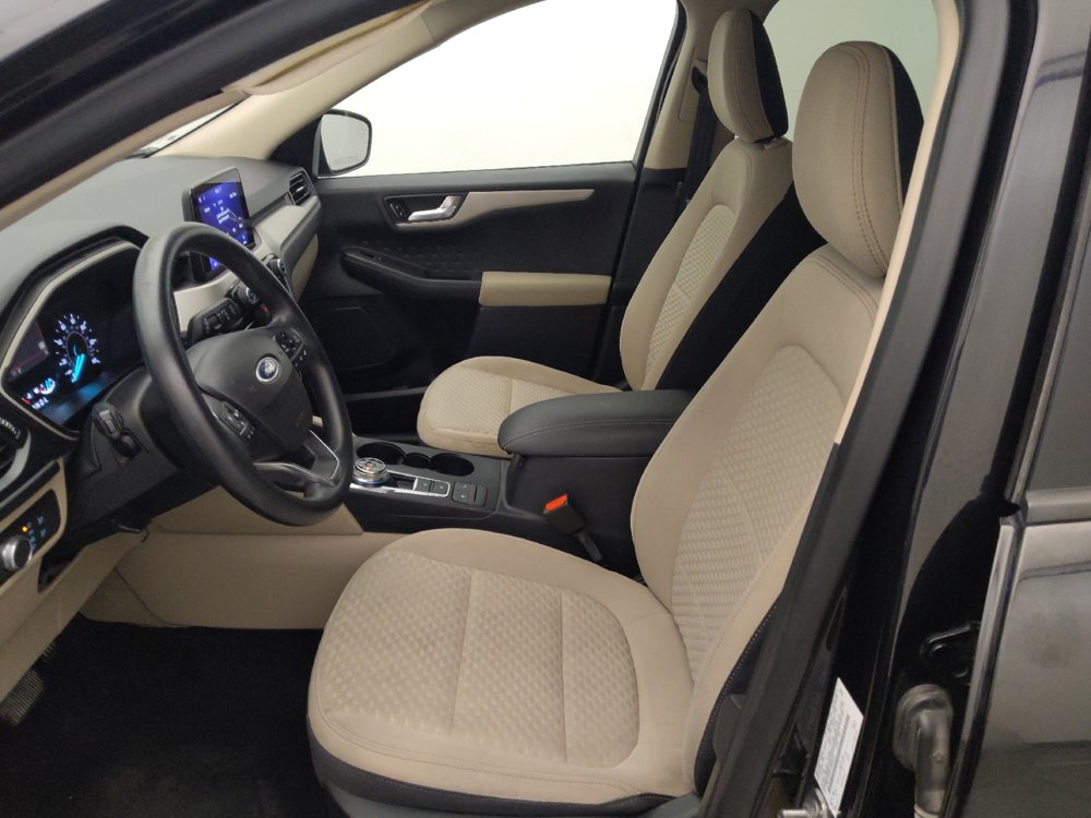 Used 2020 Ford Escape SE FWD image 17