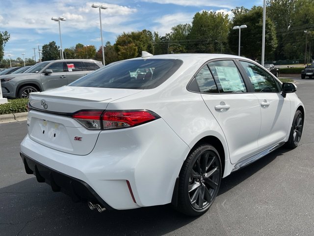 New 2027 Toyota Corolla SE FWD image 6