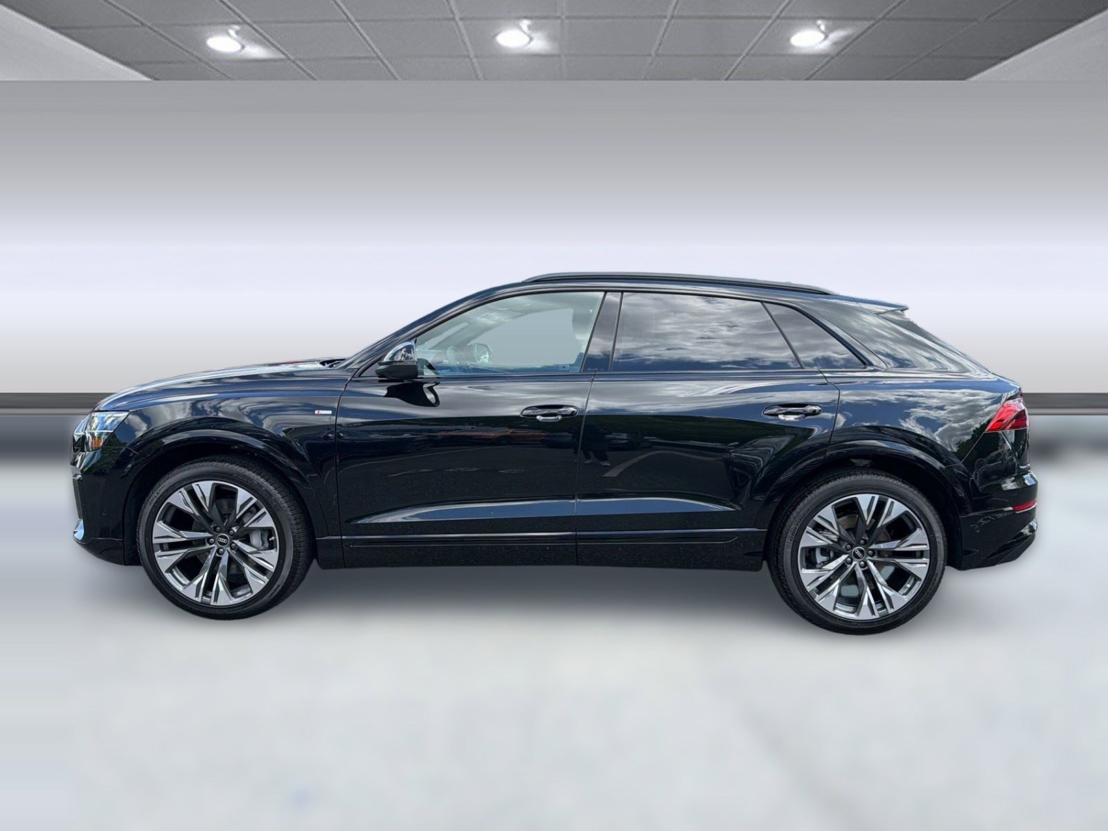 New 2026 Audi Q8 Premium Plus AWD/4WD image 2