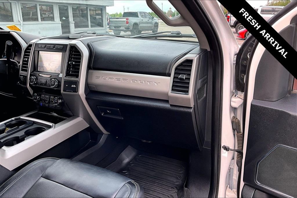 Used 2019 Ford F450 Lariat w/ Lariat Ultimate Package image 25