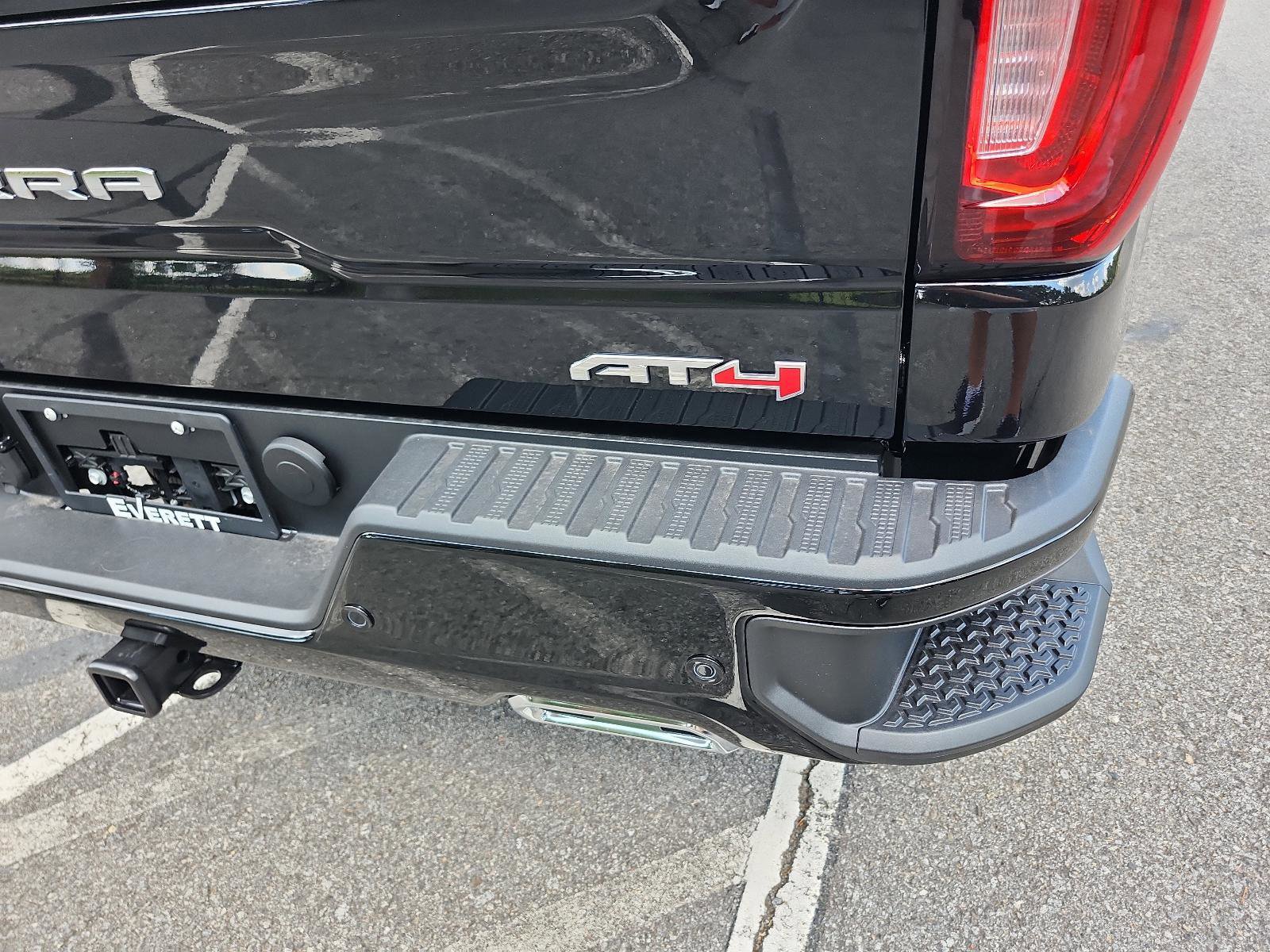 New 2026 GMC Sierra 1500 AT4 w/ AT4 Premium Package image 4