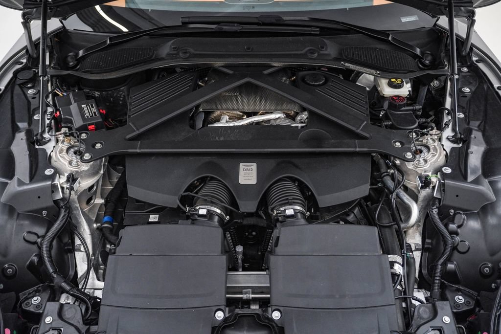 Used 2025 Aston Martin DB12 Coupe RWD image 34