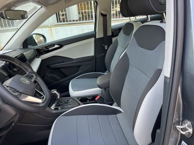 New 2026 Volkswagen Taos S image 8