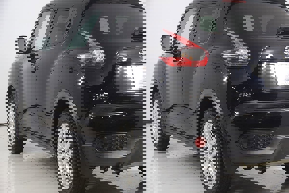 Used 2016 Nissan Juke SL image 23