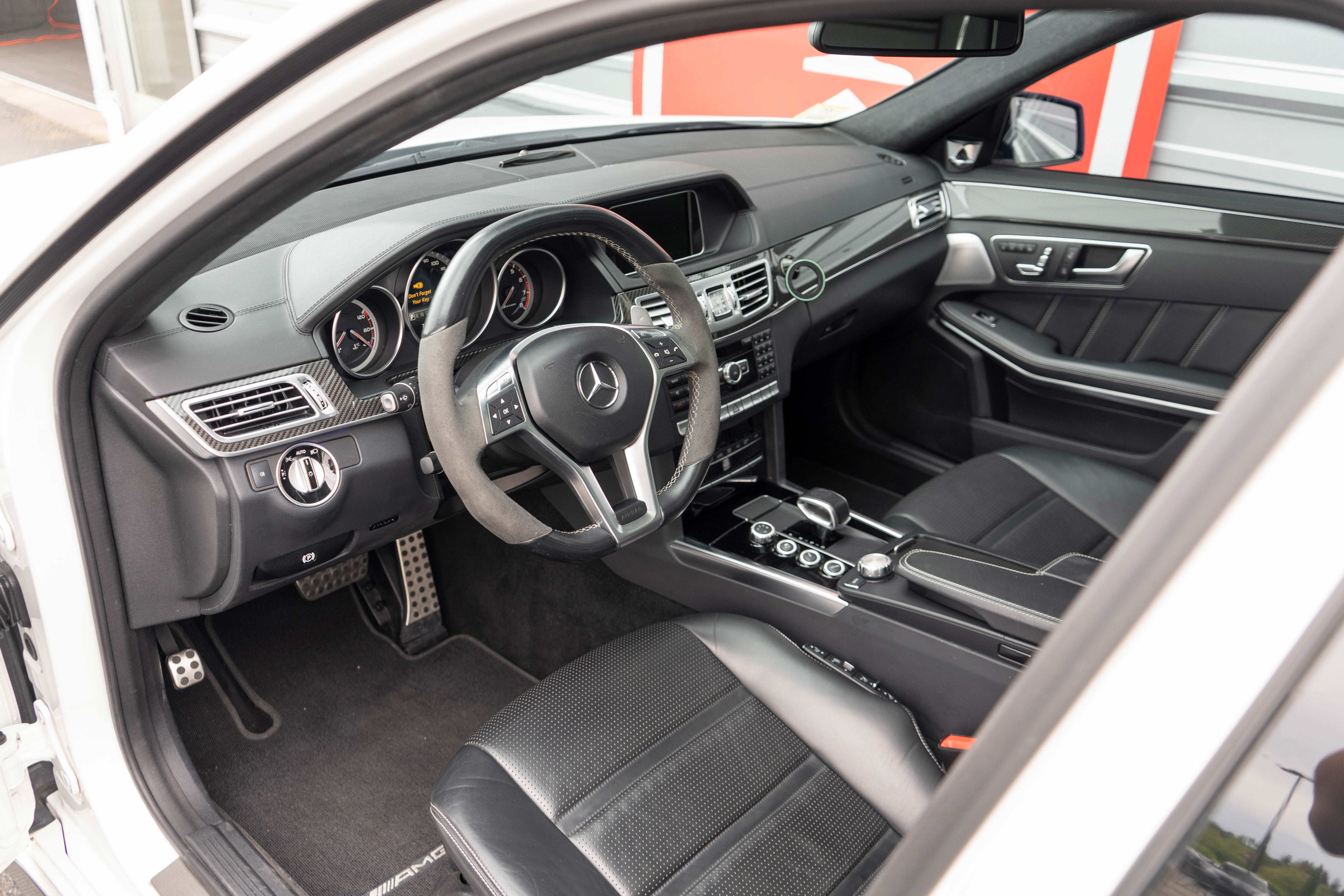 Used 2014 Mercedes-Benz E 63 AMG S-Model image 8