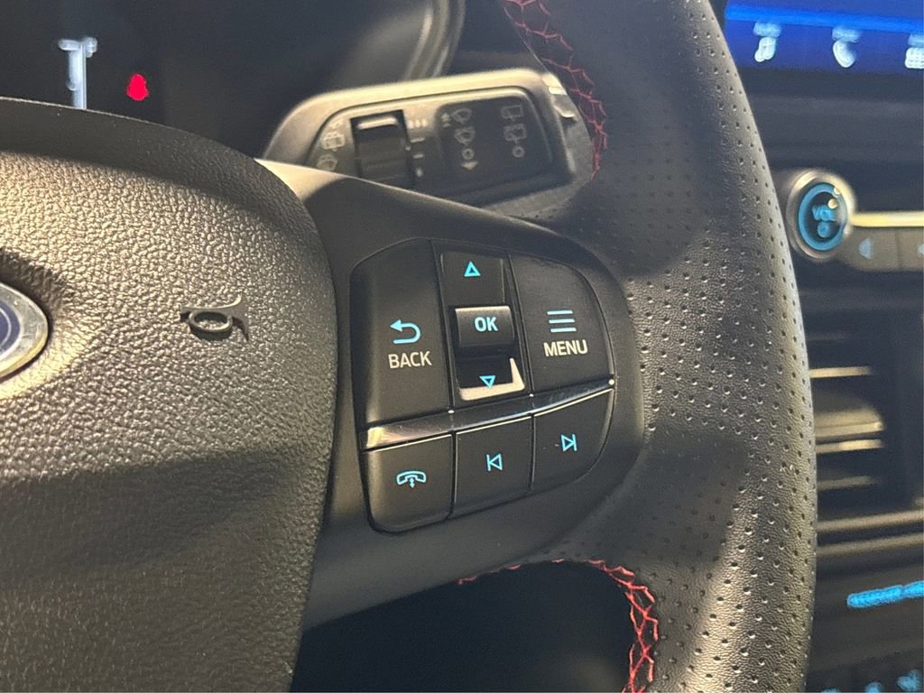 Certified 2025 Ford Escape ST-Line image 33