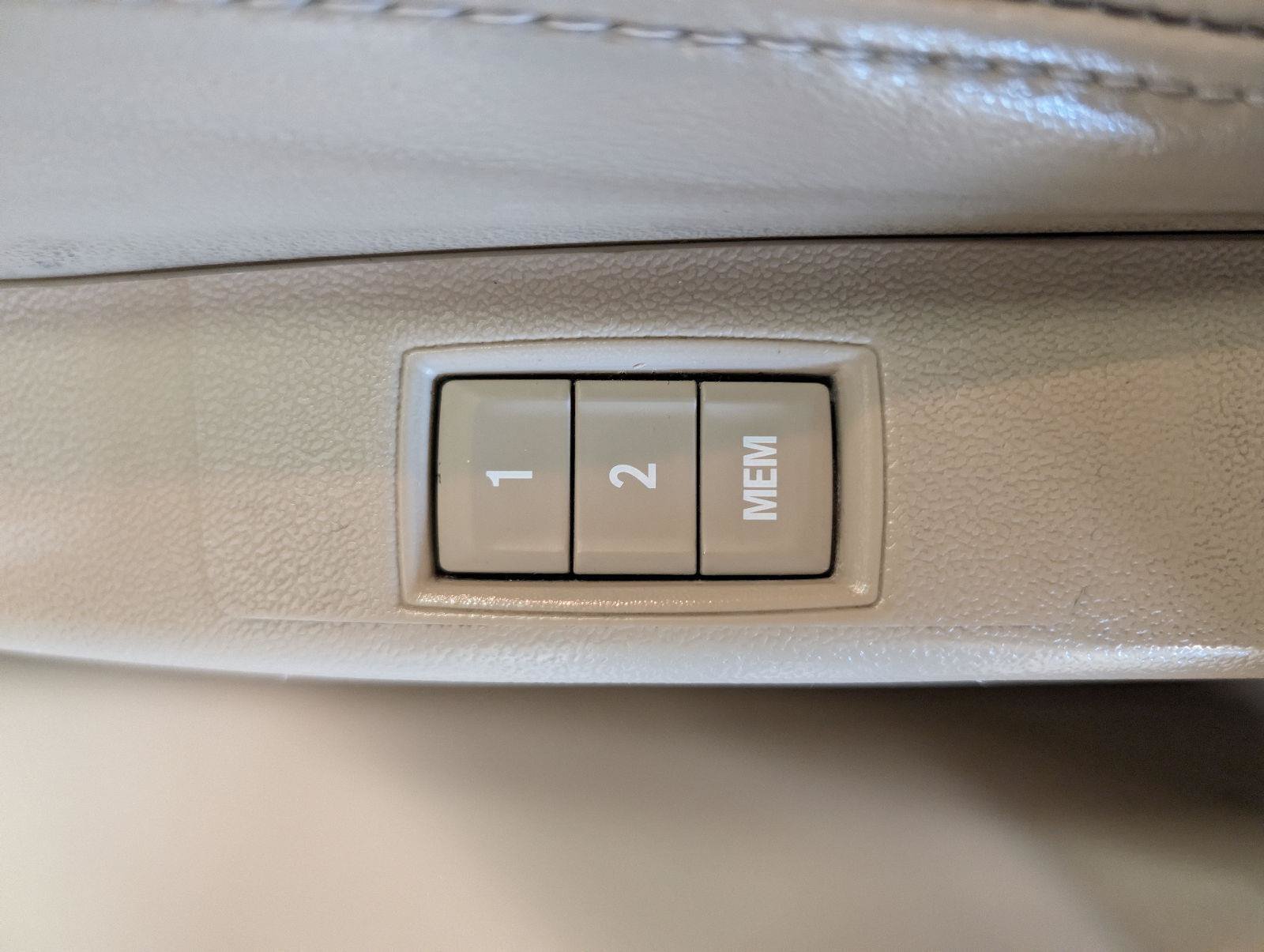 Used 2013 Buick LaCrosse Leather AWD/4WD image 33