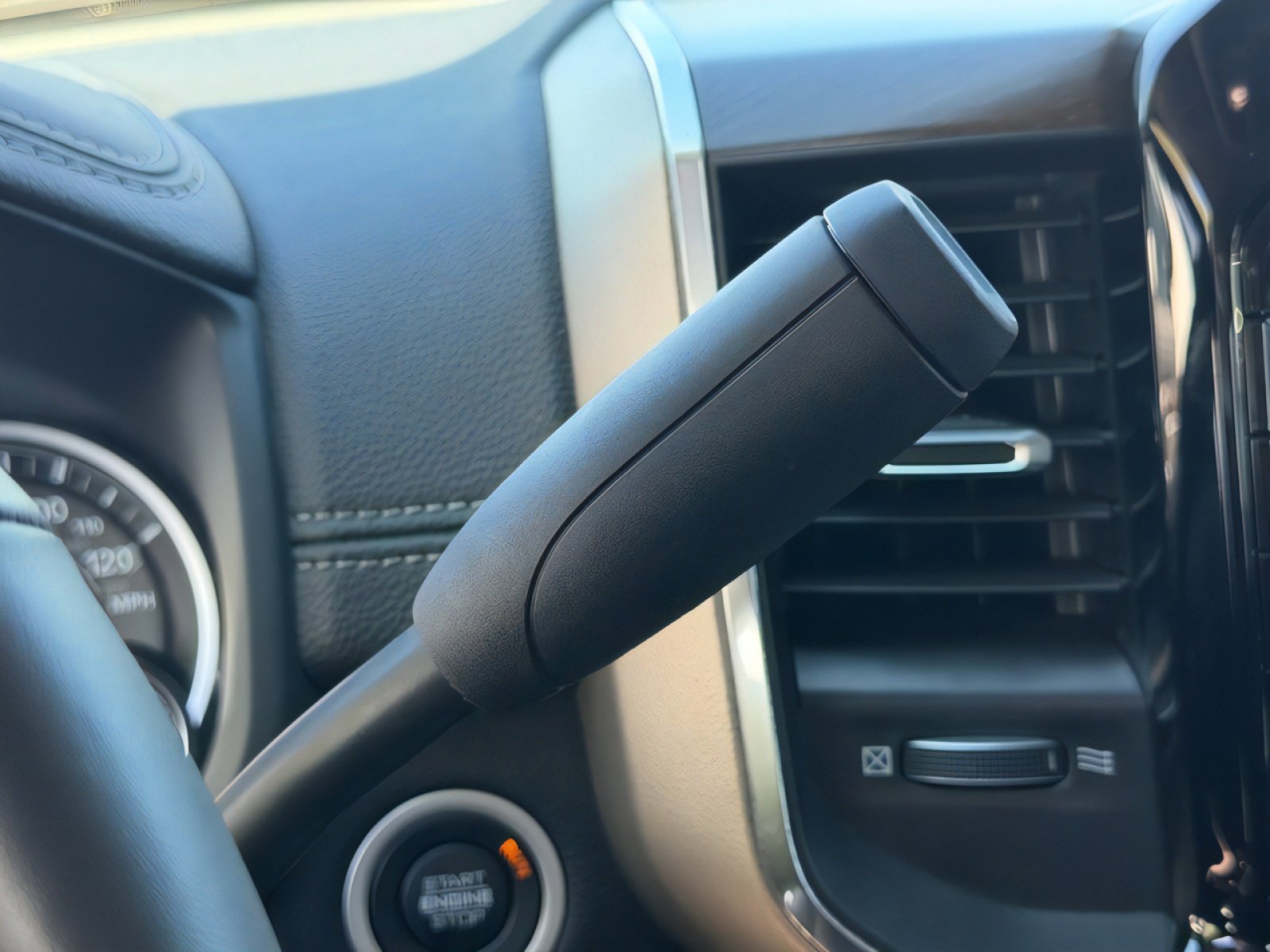 Used 2023 RAM 2500 Laramie image 30