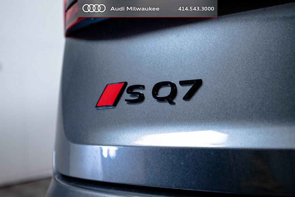 New 2026 Audi SQ7 Prestige AWD/4WD image 12