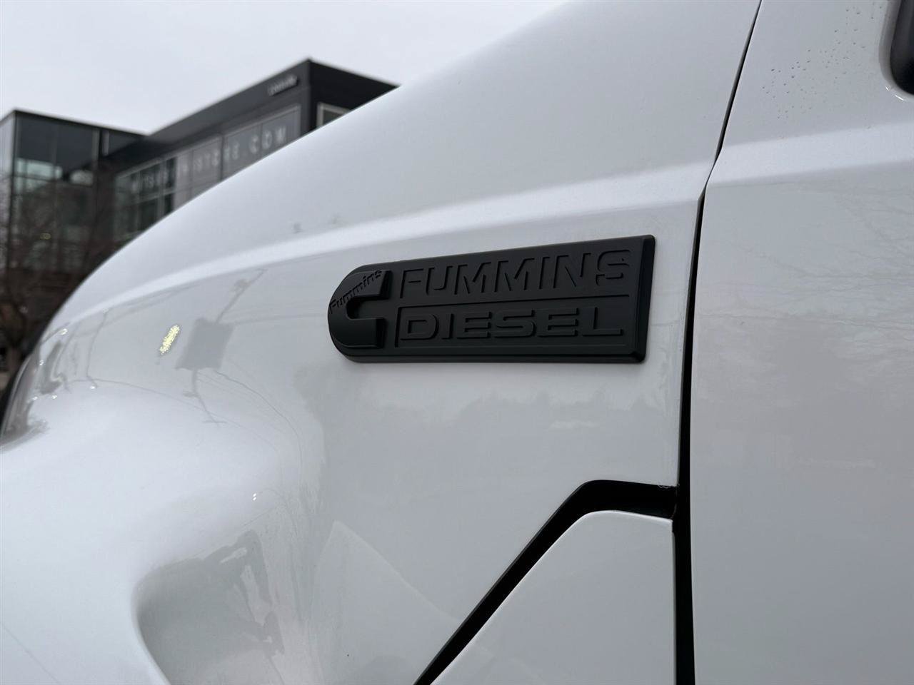 Used 2012 Ford F650 2WD Crew Cab Super Duty image 25